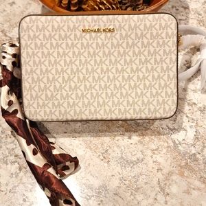 Michael Kors Jet Set Large Crossbody Cream/Beige & Brown Chain Bag